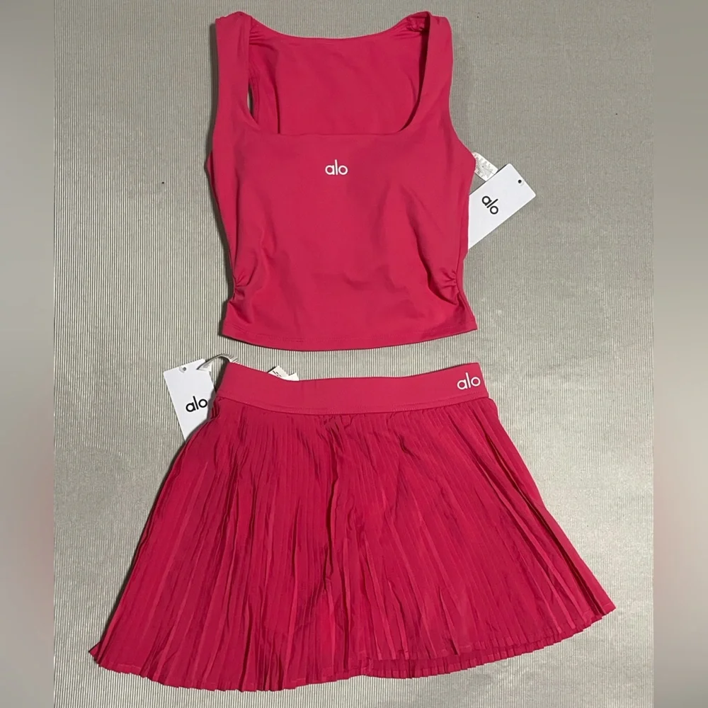 ALO Yoga Hot Pink Scoop Crop Tank and Pleated Skirt Set